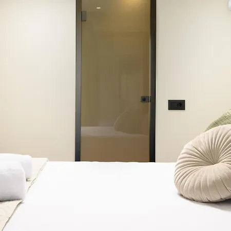 Aurea Residences - Premium Living In *