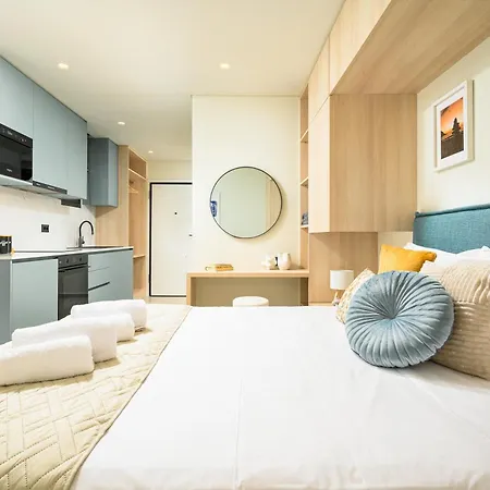 Aurea Residences - Premium Living In Apartmán